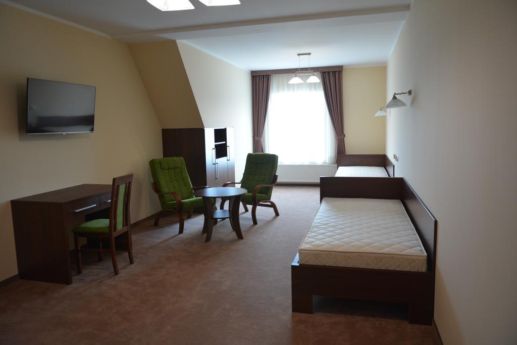 Hotel Gosciniec Pan Tadeusz II Giżycko Exterior foto