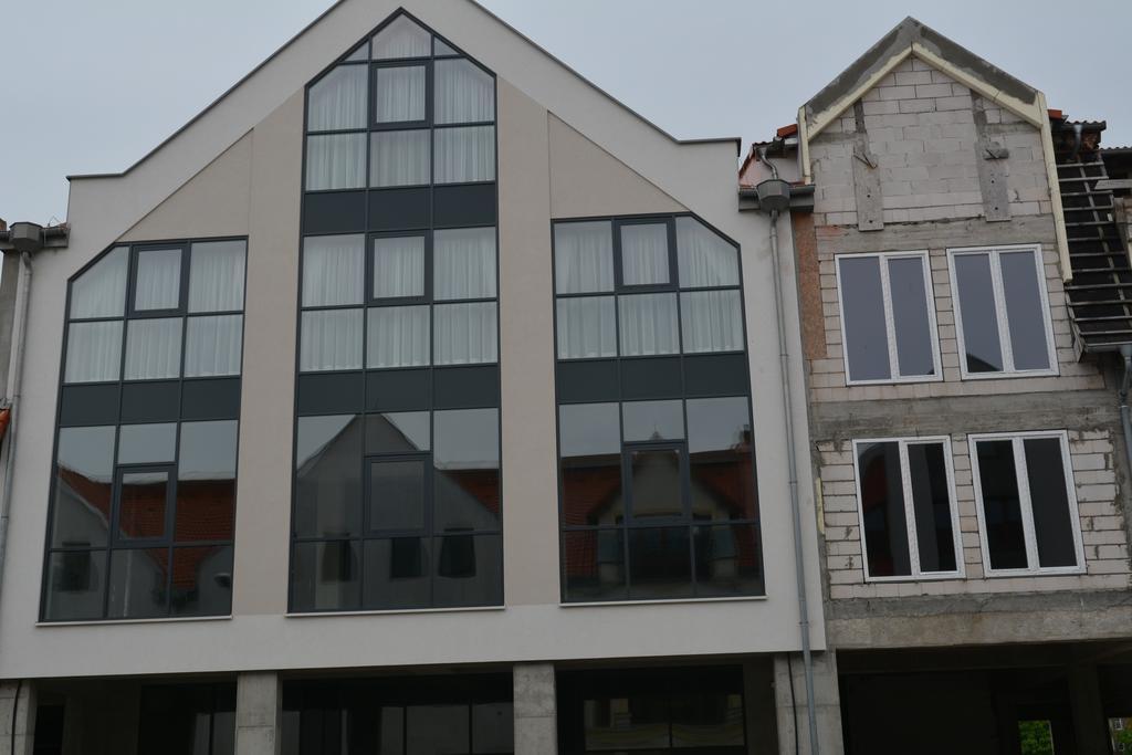 Hotel Gosciniec Pan Tadeusz II Giżycko Exterior foto