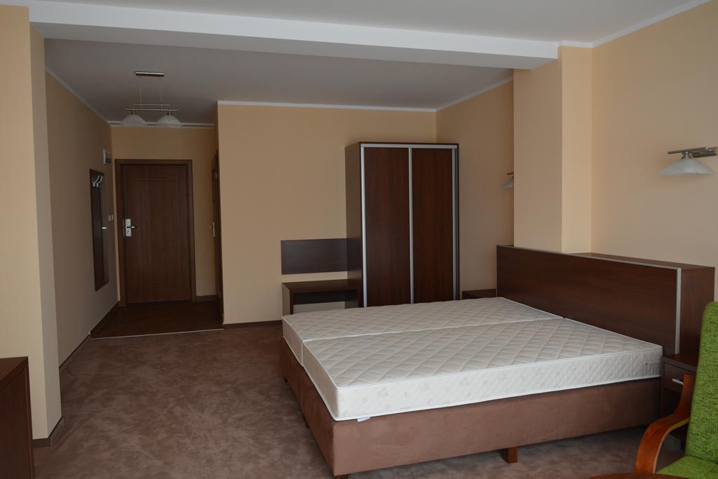 Hotel Gosciniec Pan Tadeusz II Giżycko Habitación foto