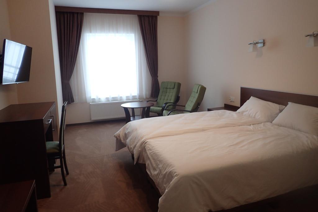 Hotel Gosciniec Pan Tadeusz II Giżycko Exterior foto